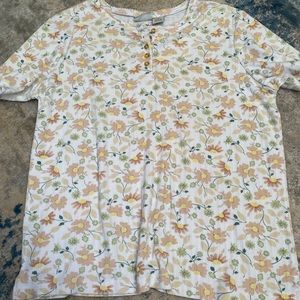 Top is a Phyllis bredenkamn. Size is medium. Definitely can fit up to a large!